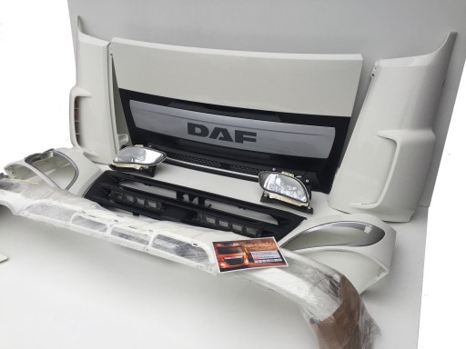 DAF XF 106 EURO6 бампер решітка гриль лампа H3279 - 3