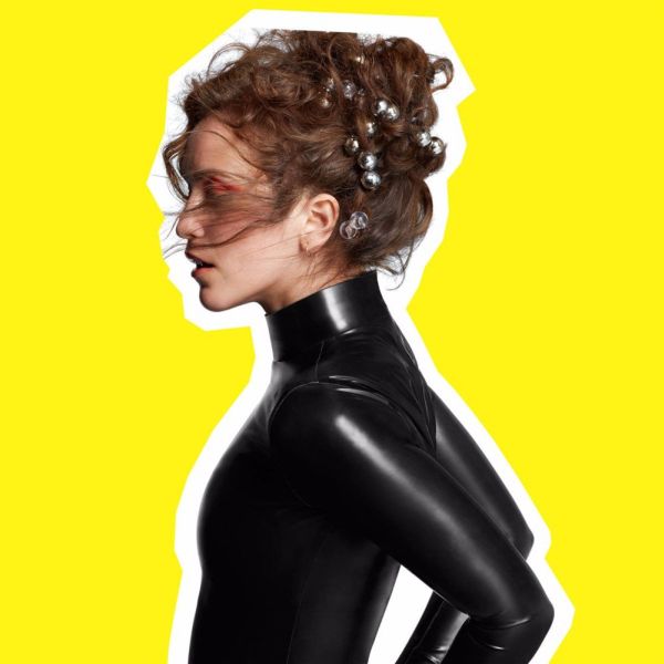 

Rae Morris Someone Out There