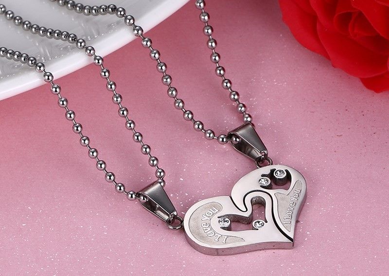 ŚLICZNE WISIORKI MIŁOSNE DLA PAR ZAKOCHANYCH STAL Kod producenta ZS911