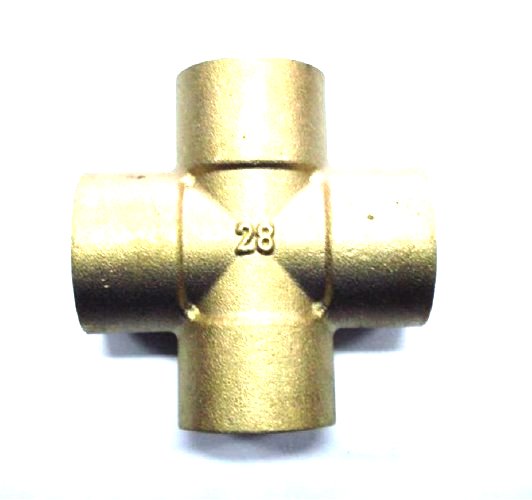 

Czwórnik do lutu na rurę 28mm. 442
