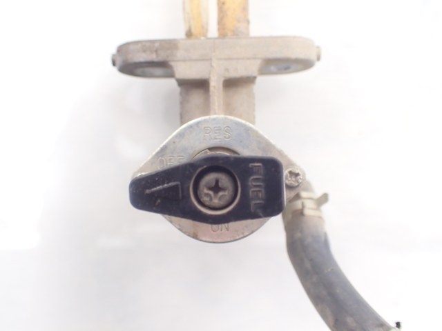 KRANIK PALIWA ZAWÓR YAMAHA YFM 250 RAPTOR 08-13 Producent Yamaha OE