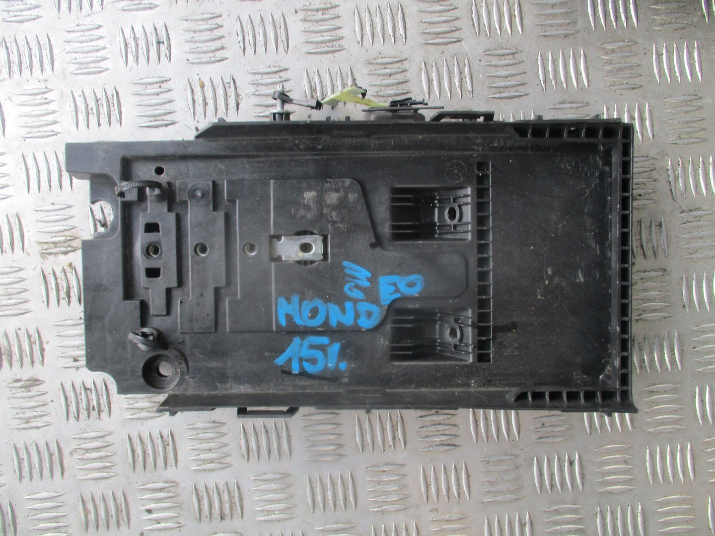 držiak Obal akumulátora FORD MONDEO MK5
