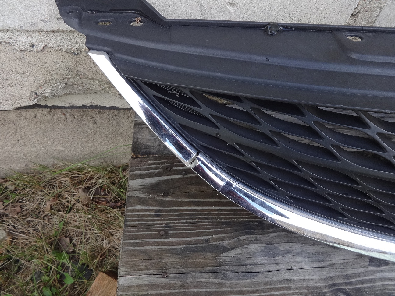 решетка радиатора mazda 6 II GSID50712 08-