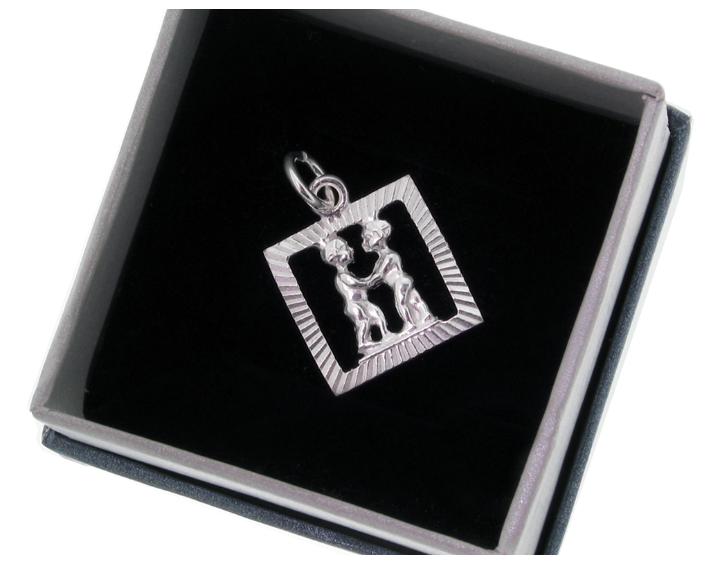 

Wisiorek Srebrny Znak Zodiaku Srebro 925 Bliźniaki