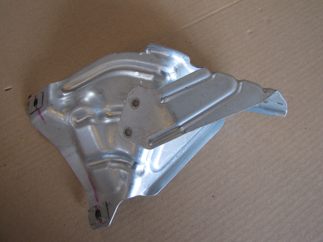 OPEL MOKKA WSPORNIK UCHWYT BLOTNIKA PRZEDNIEGO PR Part number 95244756