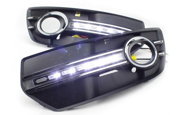 AUDI Q5 ŚWIATŁA DO JAZDY DZIENNEJ LED AUTOMAT Producent części Inny