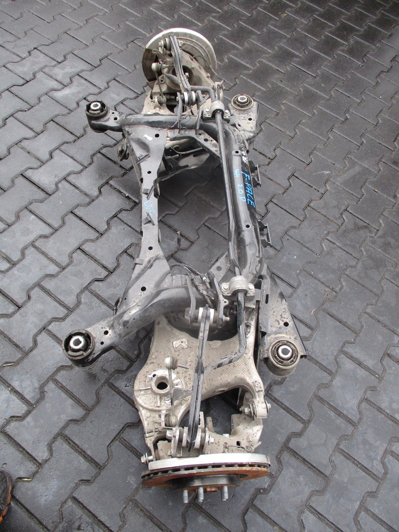 ZAWIESZENIE TYL JAGUAR F PACE 4X4 2,0D Producent części Jaguar OE