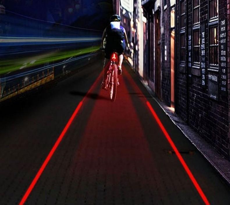 TYLNA LAMPKA ROWEROWA Z LASEREM BEZPIECZEŃSTWA LED Kolor dominujący wielokolorowy