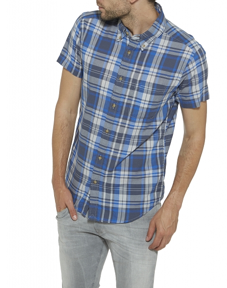 

Koszula Wrangler S/s 1 Pkt Shirt W5960MG05 R.m