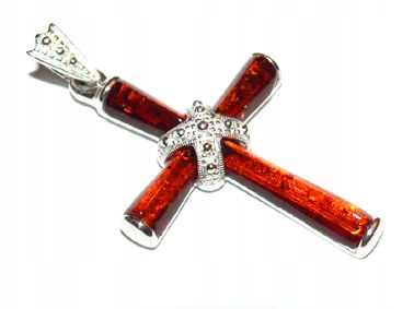 Křížek ze Stříbra 925 s přírodním baltským Jantarem stříbrný Přívěsek