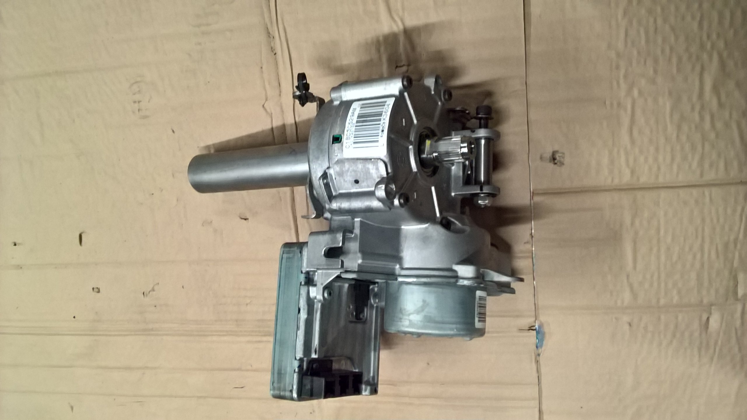 УСИЛИТЕЛЬ РУЛЯ FORD FIESTA MK7-ВСЕ!