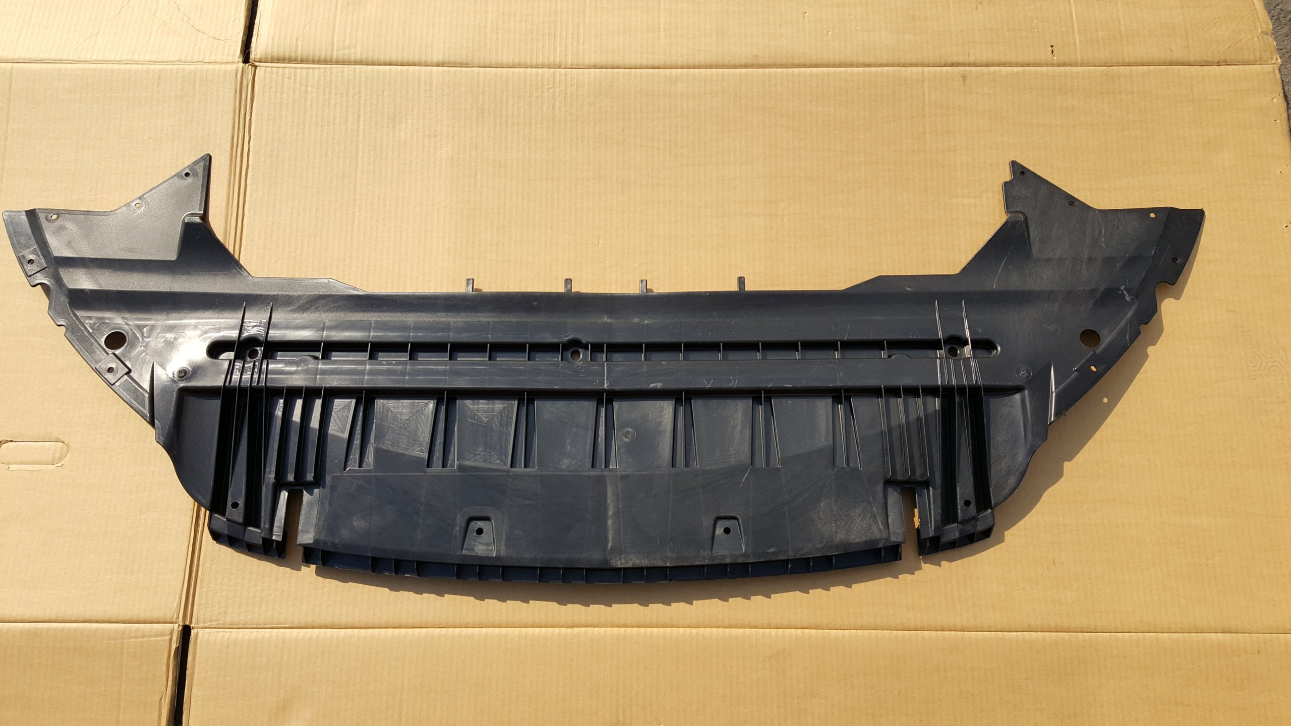 MONDEO MK4 2007-2010 OSŁONA ZDERZAK PRZÓD ORYGINAŁ Typ samochodu Samochody osobowe