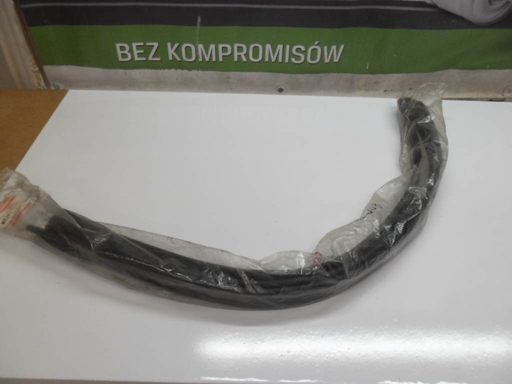 Mitsubishi Montero Sport USZCZELKA DRZWI NOWA ORG Part manufacturer OEM