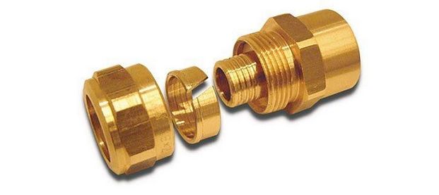 

Kan Złączka Skręcana 14 x 2,0 x 1/2 Gw Pex Pe-rt