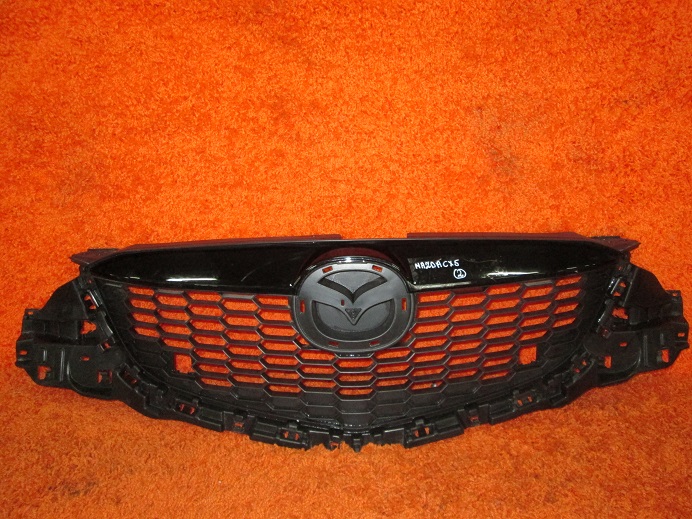 2012r- Mazda Cx5 a maska předek nárazníku lišta krytka před liftem