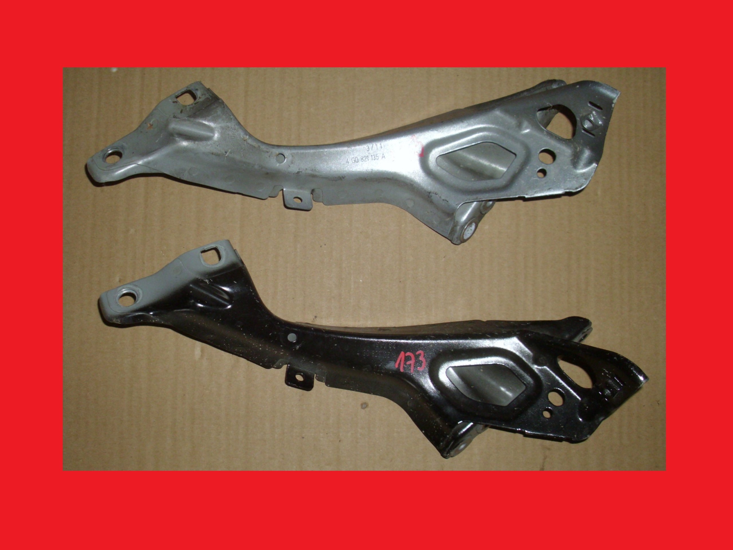 4g0821135a Підтримувач крила ЛІВИЙ AUDI A6 C7