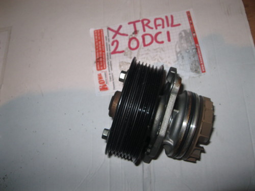 water pump Nissan Xtrail X-trail 2.0DCI