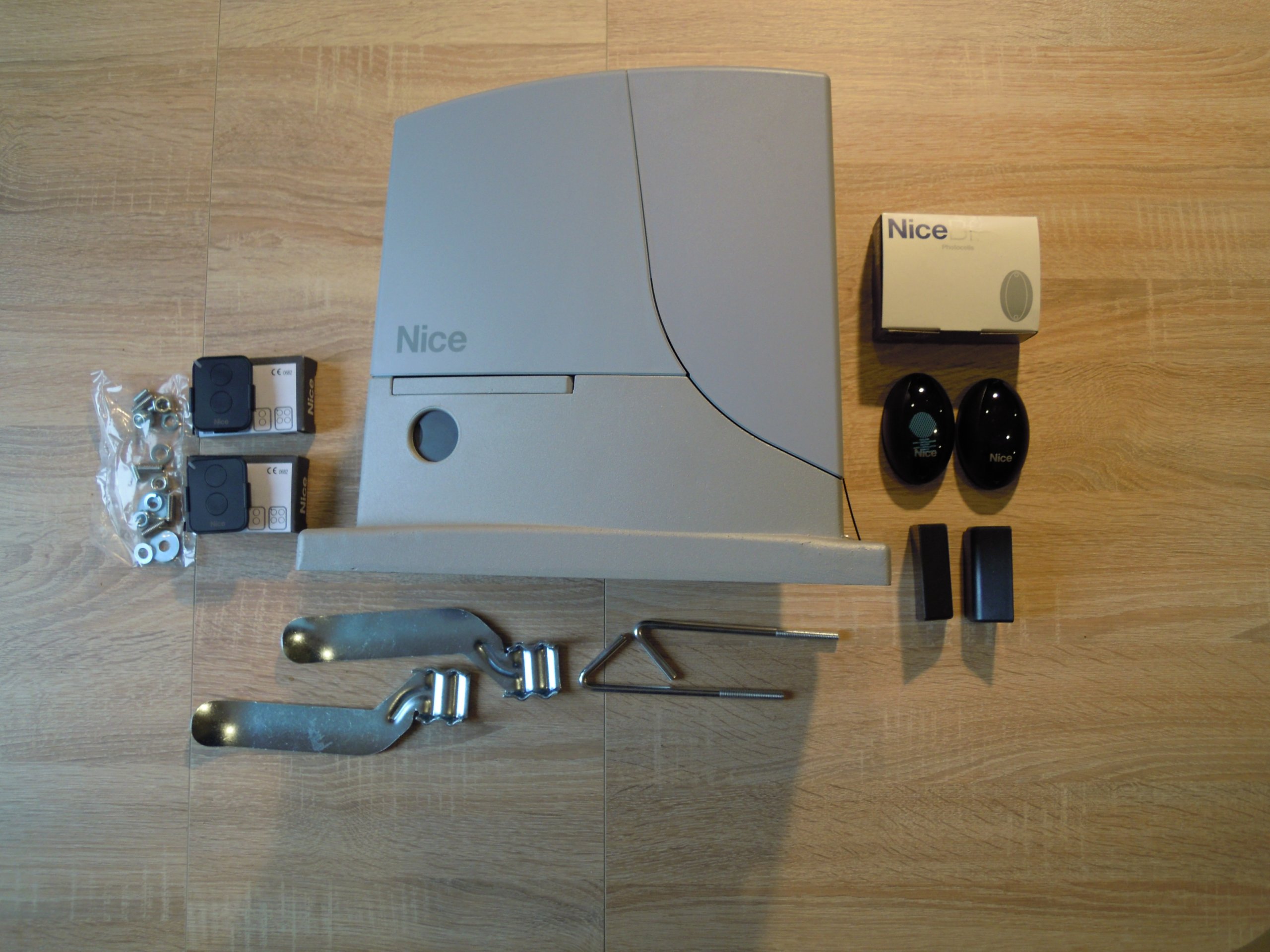 KOMPLET Nice ROX 600 - 2xpilot,5mb, FOTO Kod producenta ROX 600