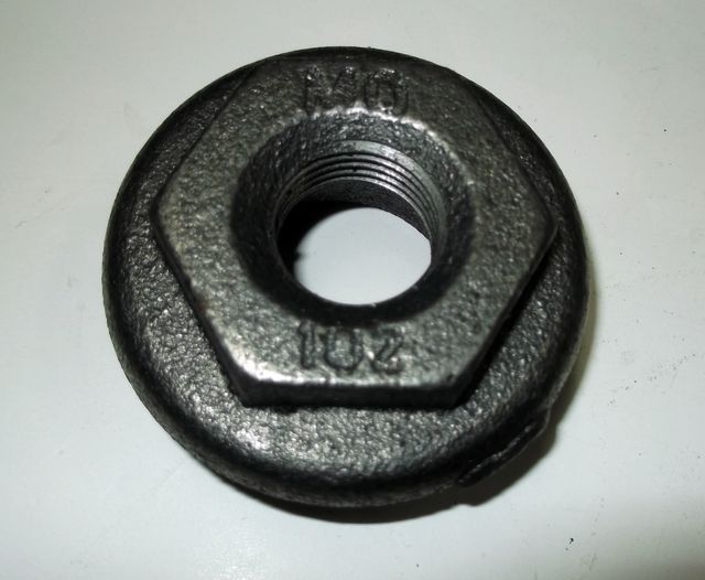 Redukcja grzejnika żeliwnego 1 1/4x1/2 PRAWA 128 Typ korek