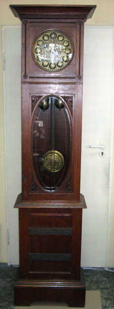 Стоячие часы-модерн 1900 г.