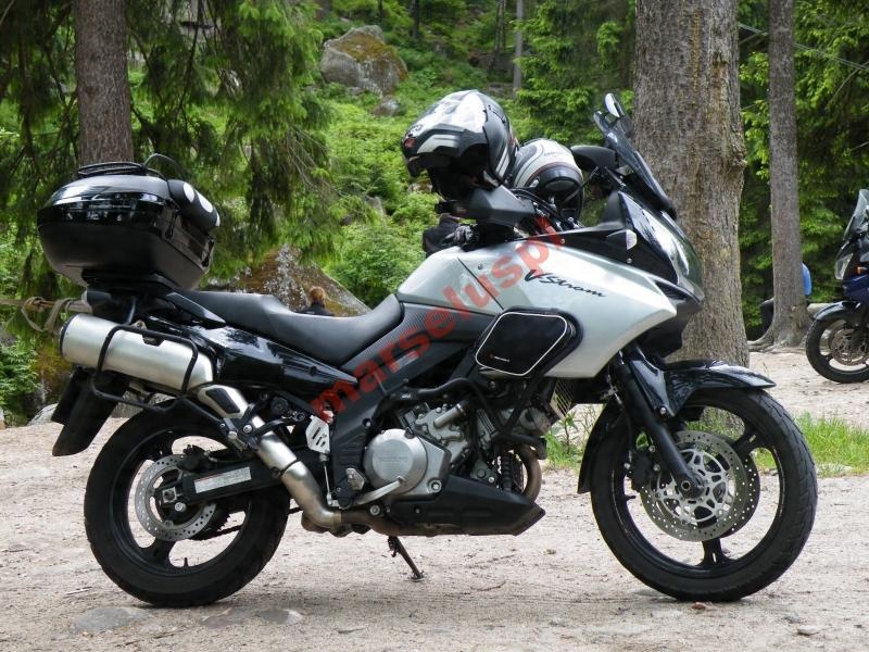 Suzuki v Strom 1000 XT