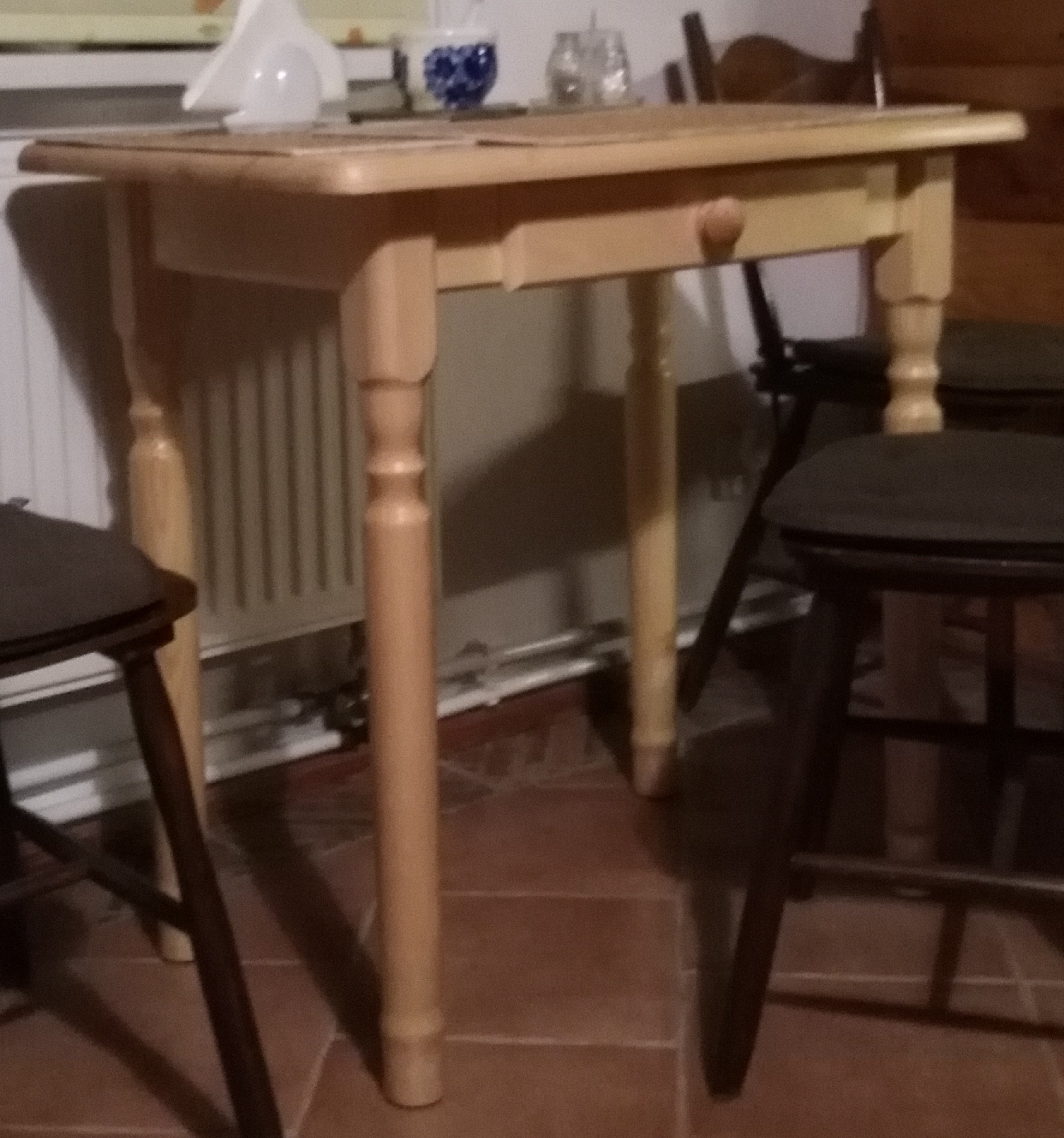 STÓŁ TOALETKA BIURKO 80x50 kuchnia jadalnia hotel Krzesła w zestawie brak