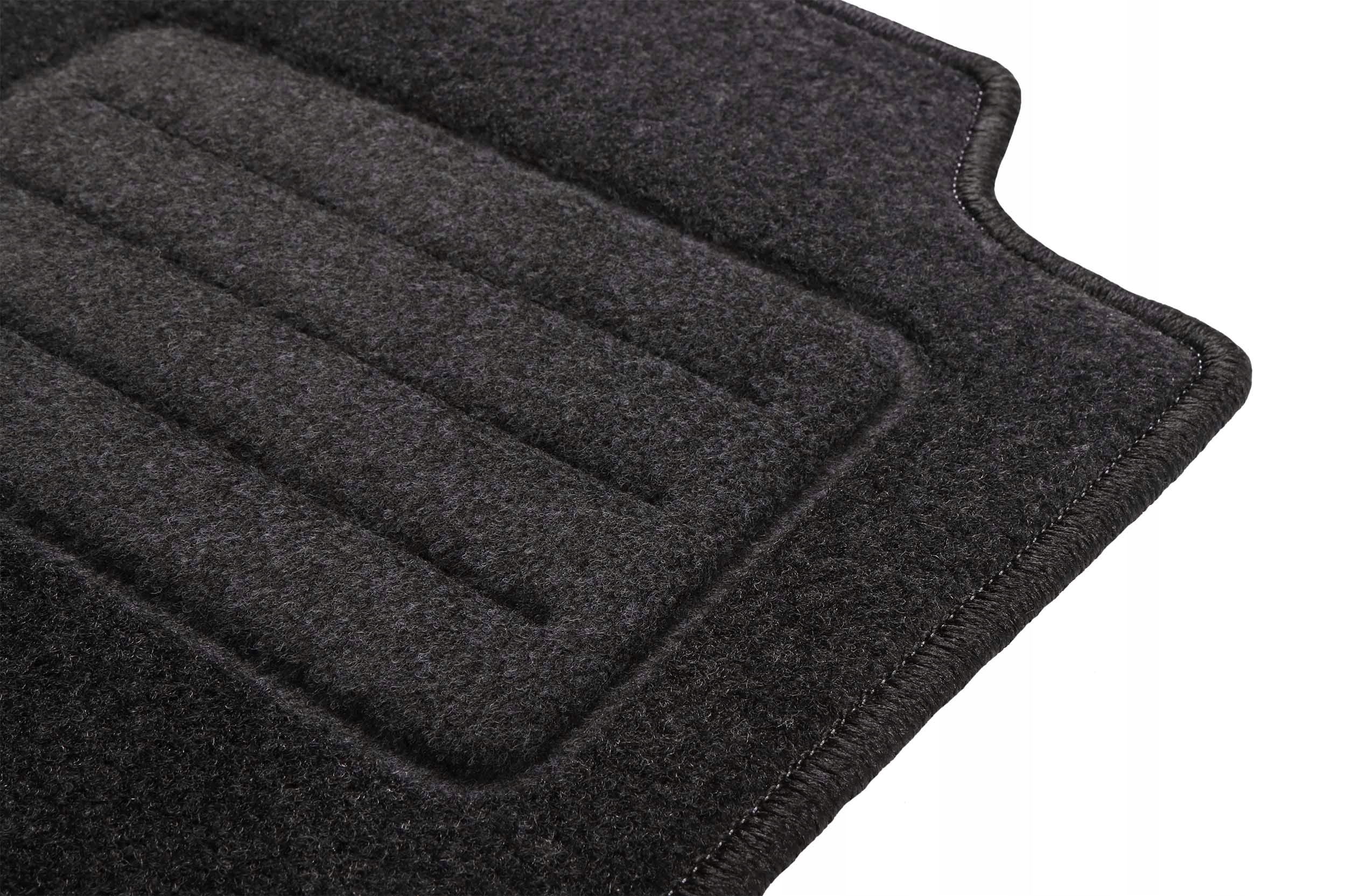 Peugeot 5008 2009- DYWANIKI GRAFIT CARMAT Producent Texer