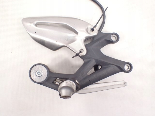 Набір [P] підставка для ніг Triumph Street Triple 675 R 13-17