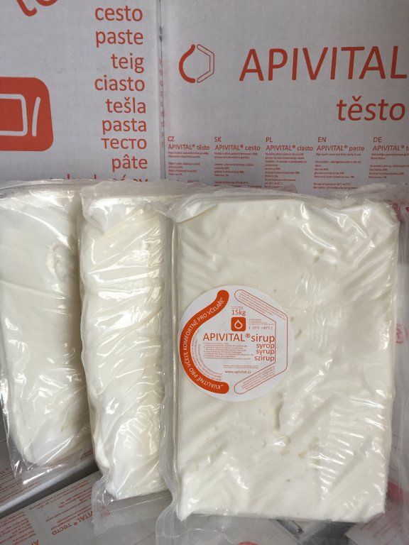 

Ciasto Dla Pszczół Apivital 2,5kg pokarm inwert