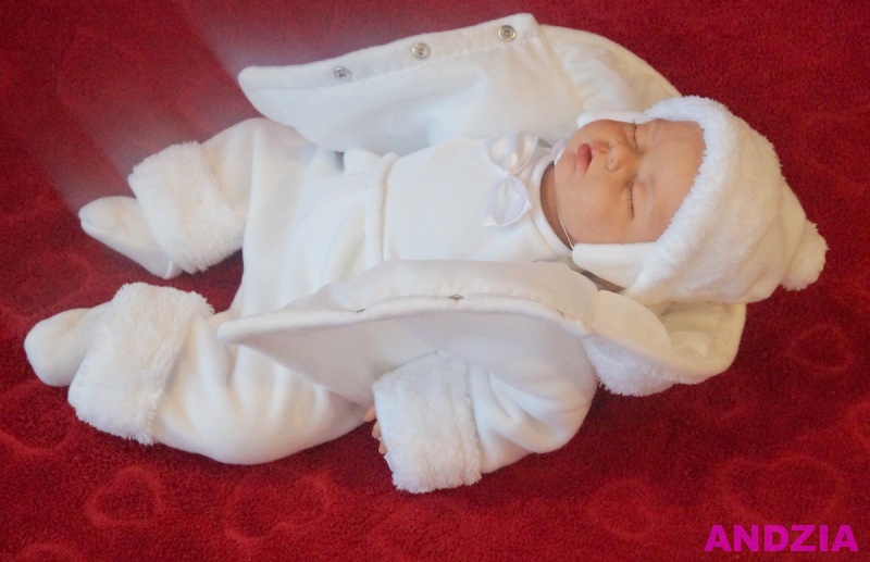 GaRNITuREK Komplet UBRANKO DO CHRZTU 62/68 Marka Inna marka