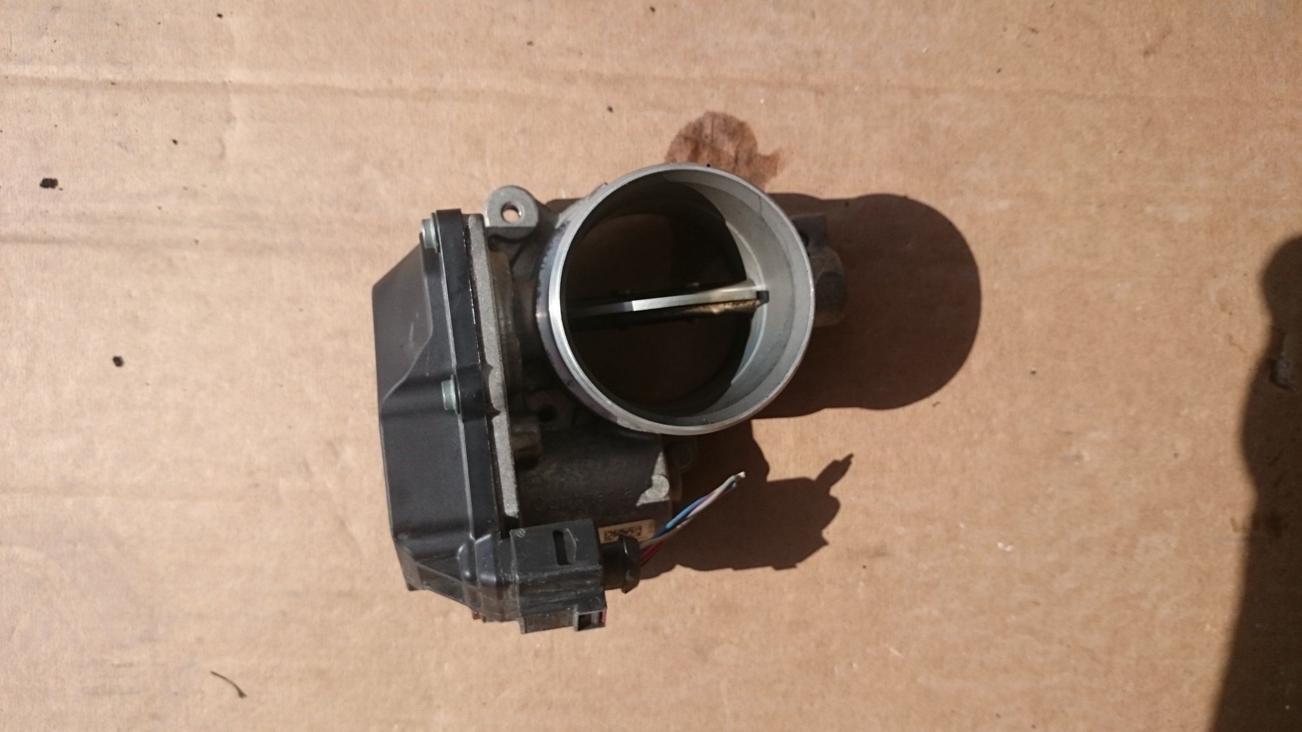 Audi OE 059145950P ДРОССЕЛЬНАЯ ЗАСЛОНКА