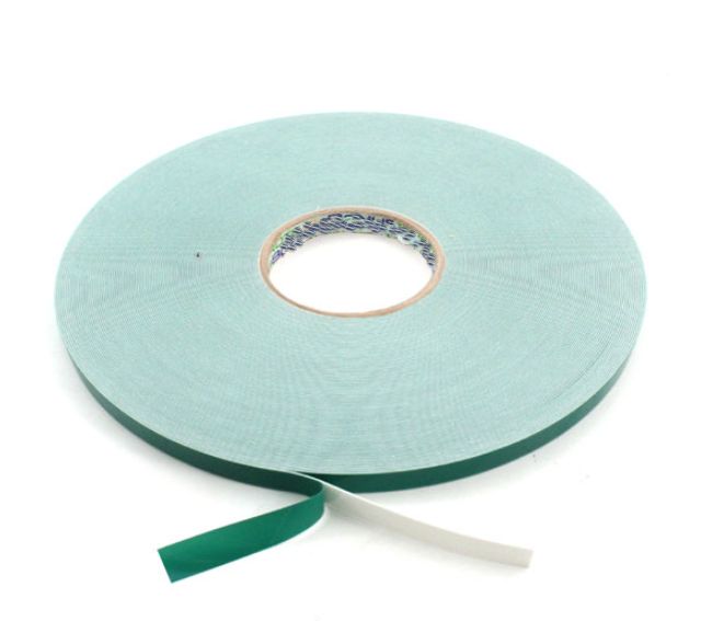 TAŚMA DWUSTRONNA PIANKOWA MOCNA 15MM X50M DO ROLET