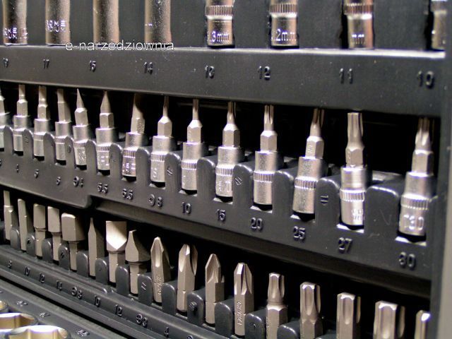 ZESTAW KLUCZY 148 KLUCZE NASADOWE TORX IMBUS YATO Kod producenta ZESTAW KLUCZY NASADOWYCH KLUCZE NASADOWE