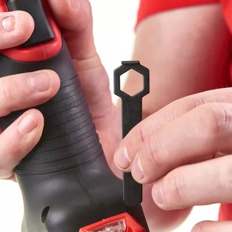 NITOWNICA AKUMULATOROWA MILWAUKEE M12BPRT 2x3 0Ah Mark Milwaukee