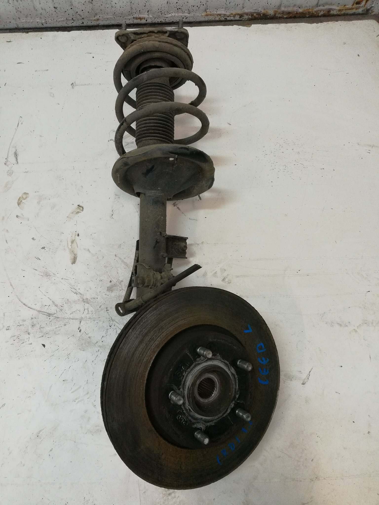 KIA CEED 07-12 АМОРТИЗАТОР МАТОЧИНА КРОСОВЕР ЛІВИЙ