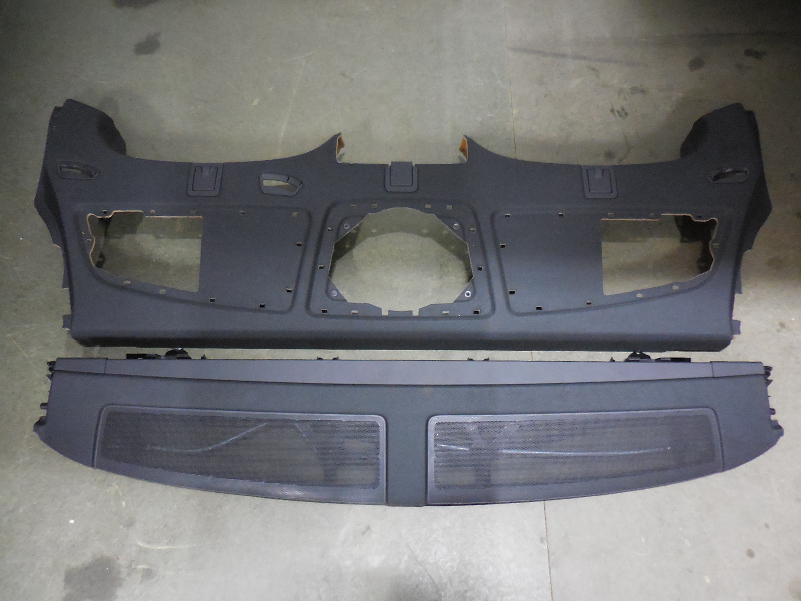 AUDI A8 D4 4H полка электрическая шторка