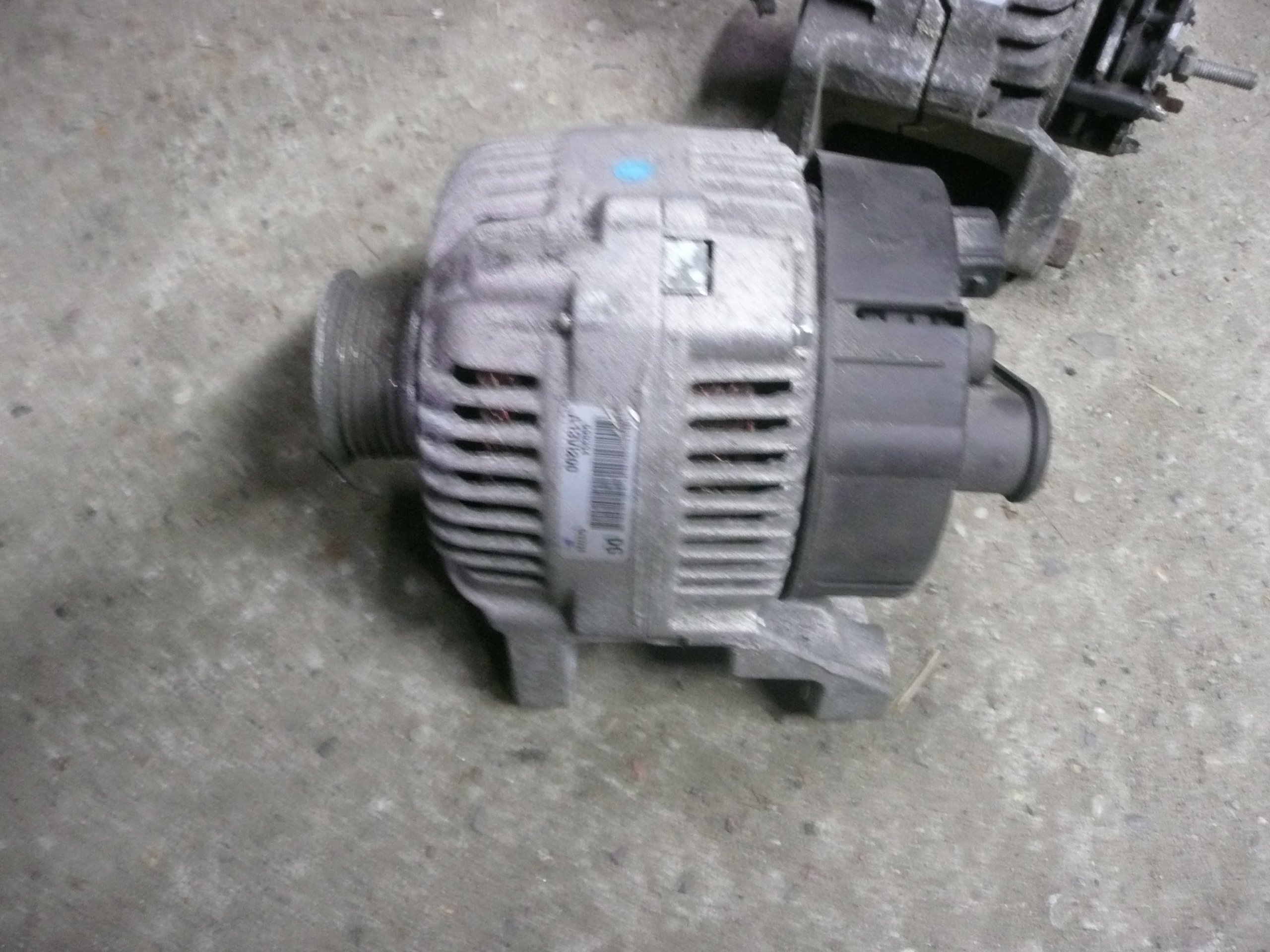 Bmw e36 compact 1,6 M42 benzyna alternator Typ samochodu Samochody osobowe