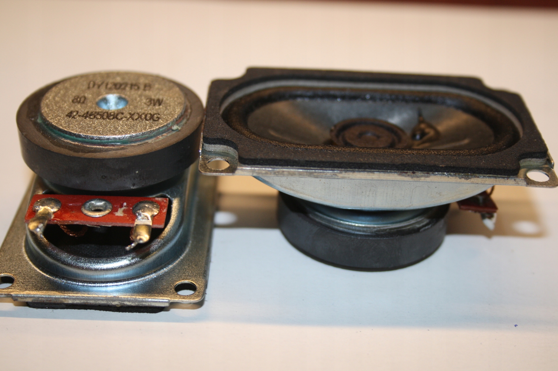 GŁOŚNIK montażowy 8ohm 3W Kod producenta 8/3w