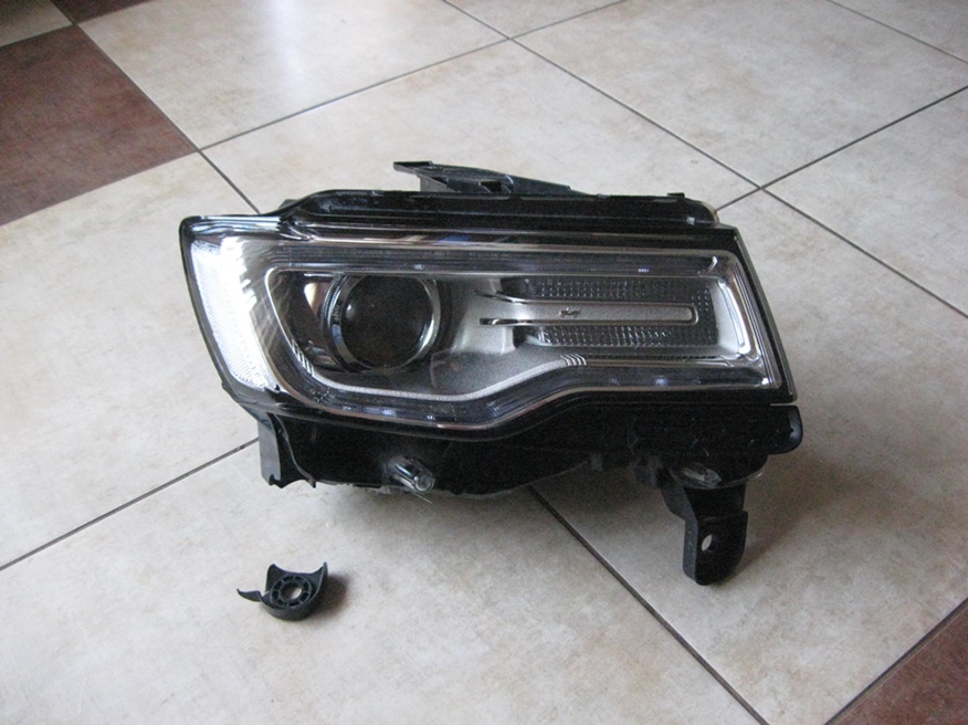 правая - Би-ксенон led - Grand CHEROKEE IV 2015