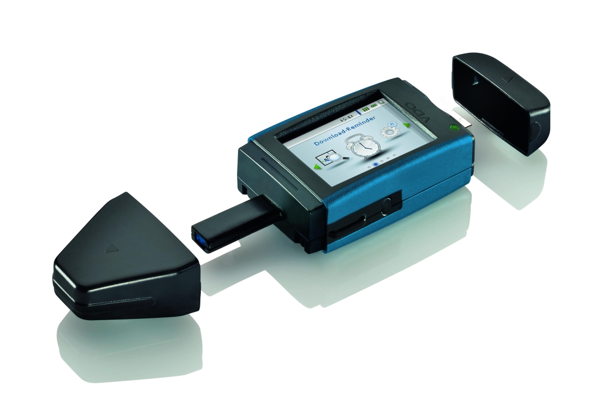 DLKPro S czytnik VDO do tachografów SMART 4.1 i kart kierowców G2v2 Waga produktu z opakowaniem jednostkowym 1 kg