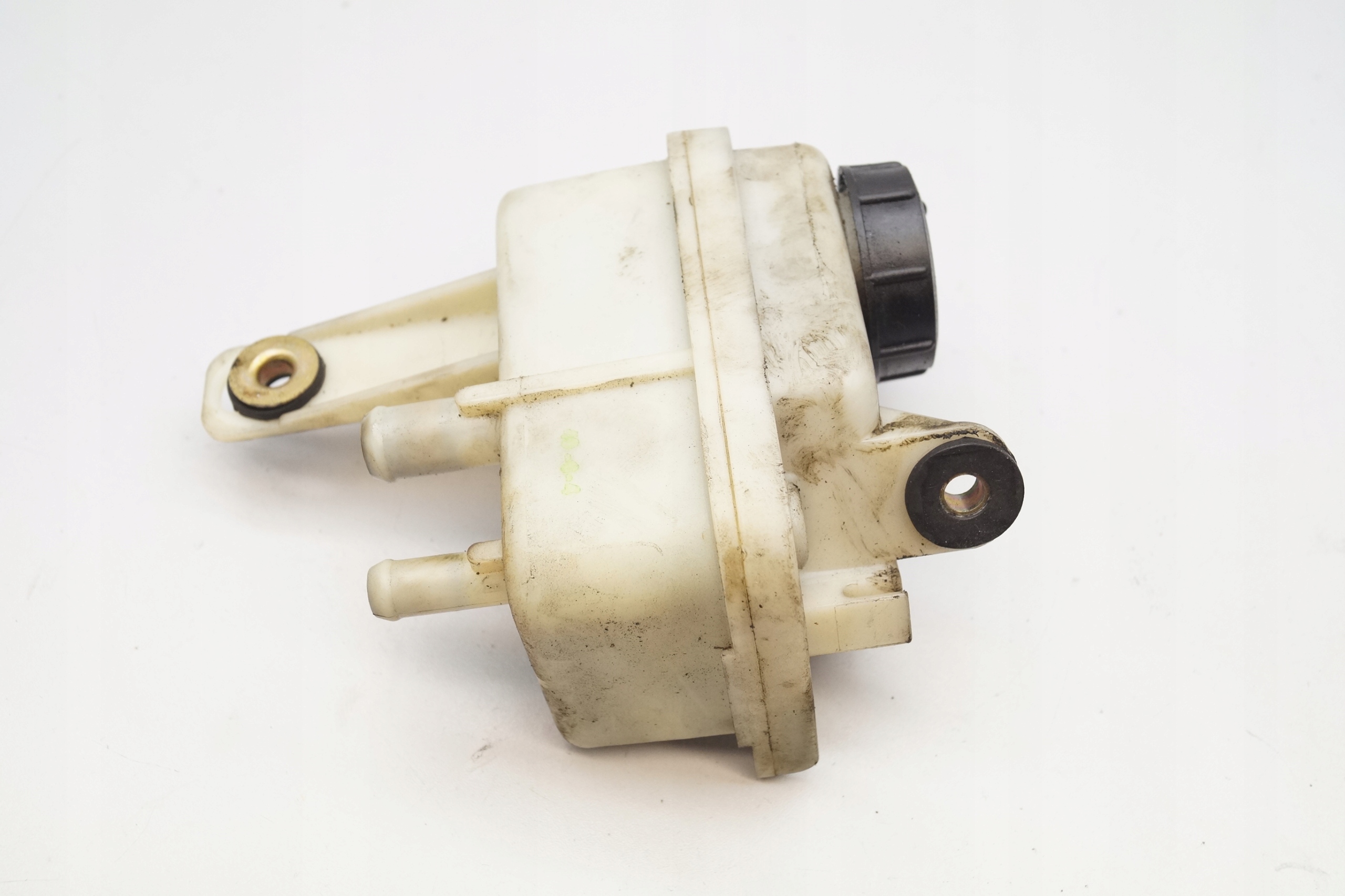 FIAT BARCHETTA ZBIORNICZEK PŁYNU HAMULCOWEGO