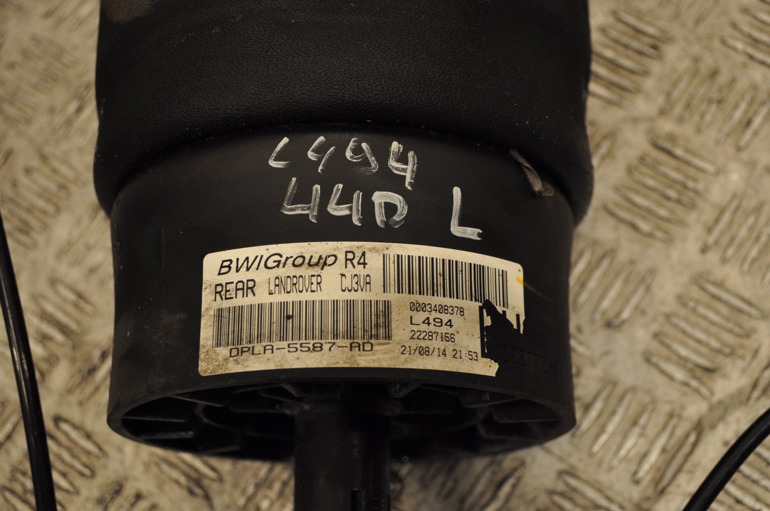 PODUSZKA MIECH LEWY TYŁ.RANGE ROVER SPORT L494 1 Producent części Rover OE