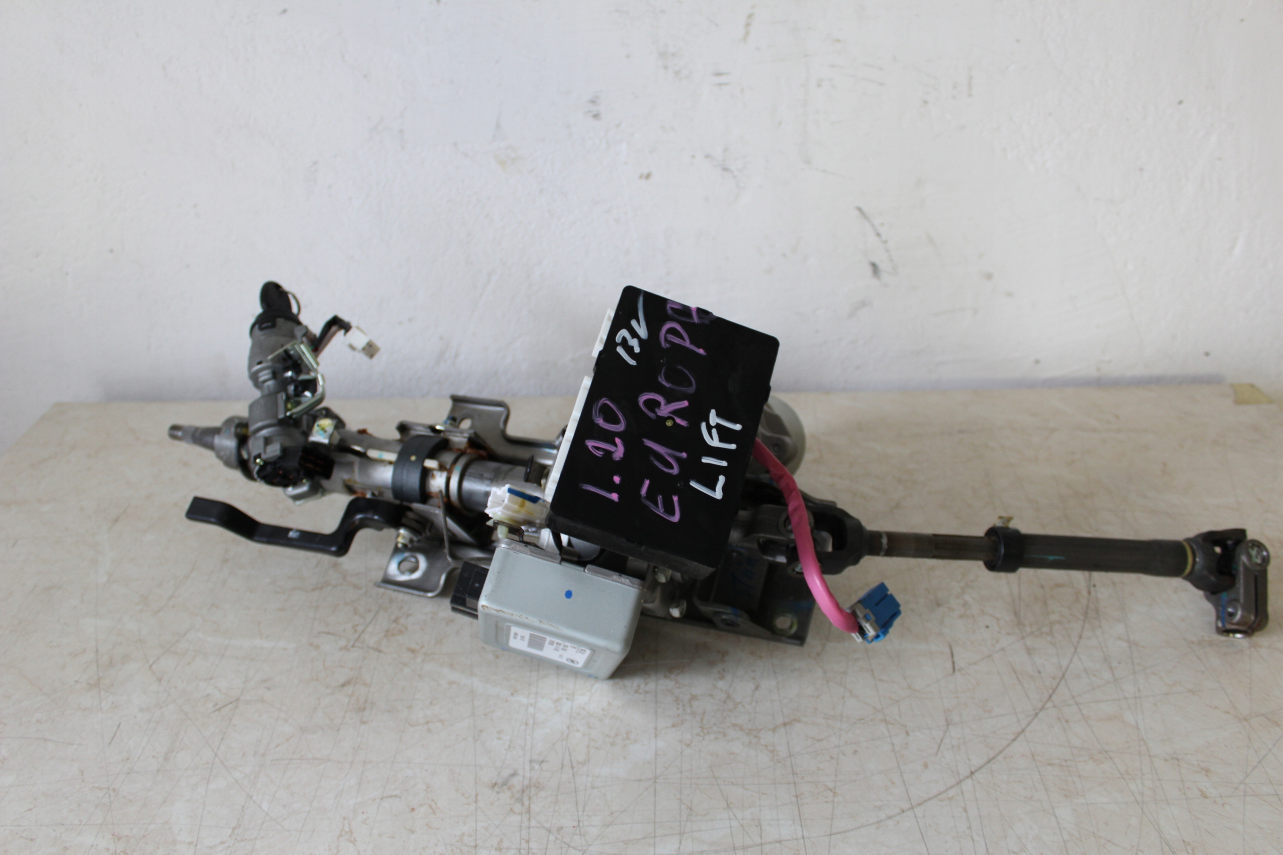 ГИДРОУСИЛИТЕЛЬ РУЛЯ HYUNDAI И 20 08-14 R