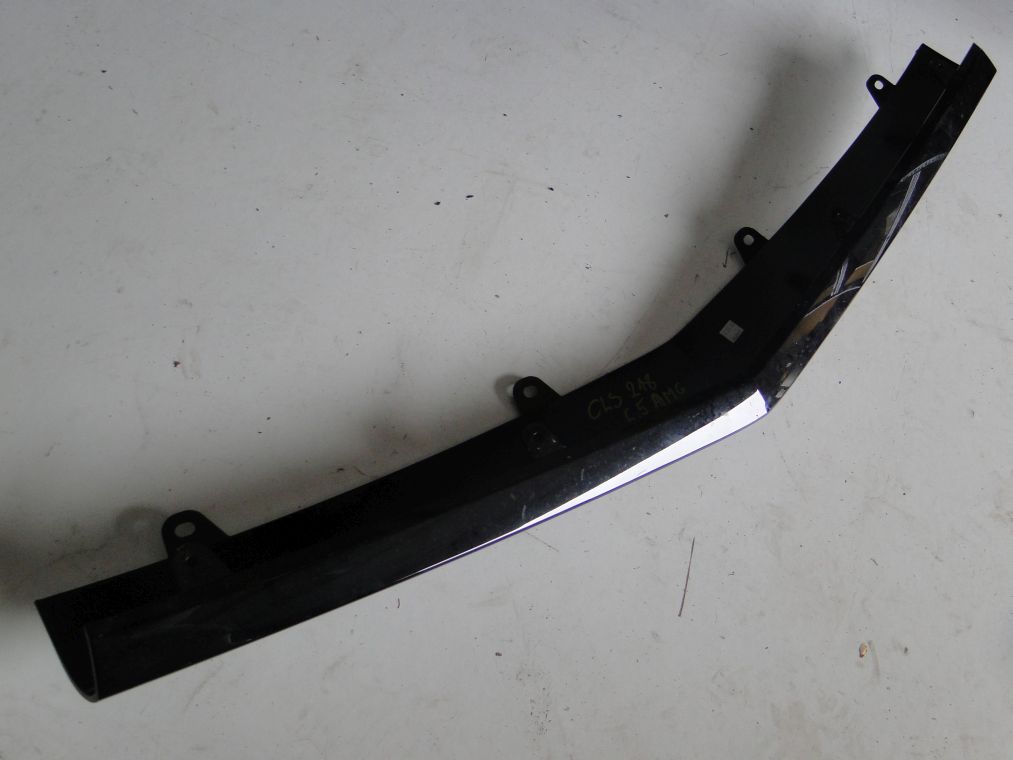 MERCEDES CLS 218 SPOILER DOLNY LISTWA 63 65 AMG Jakość części (zgodnie z GVO) O - oryginał z logo producenta pojazdu (OE)