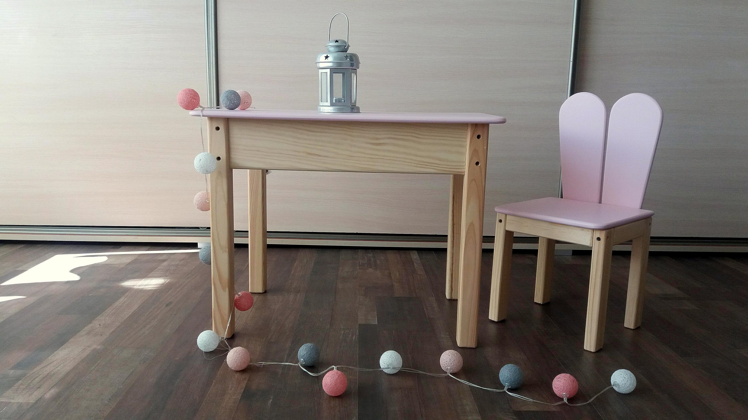 Stolik krzesełko królik meble z drewna dla dzieci Kolekcja 1