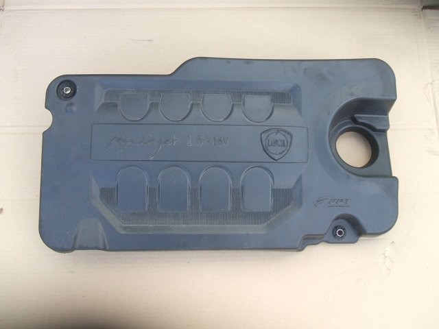 LANCIA MUSA 1.6 m-jet капот верхня кришка двигуна