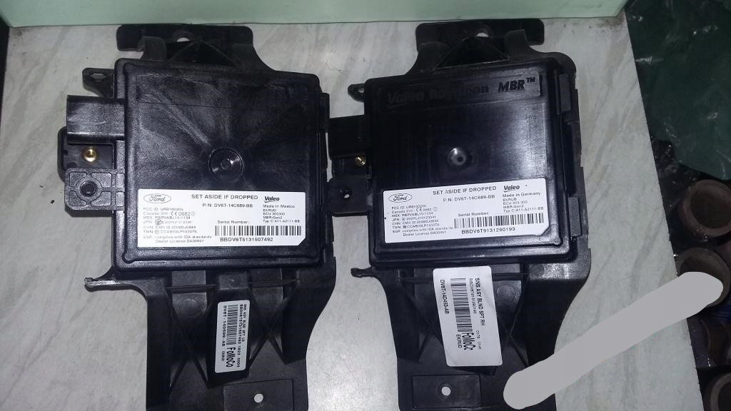 FORD KUGA 2013R BLIS МОДУЛЬ СЛІПИХ ЗОН DV6T-BB
