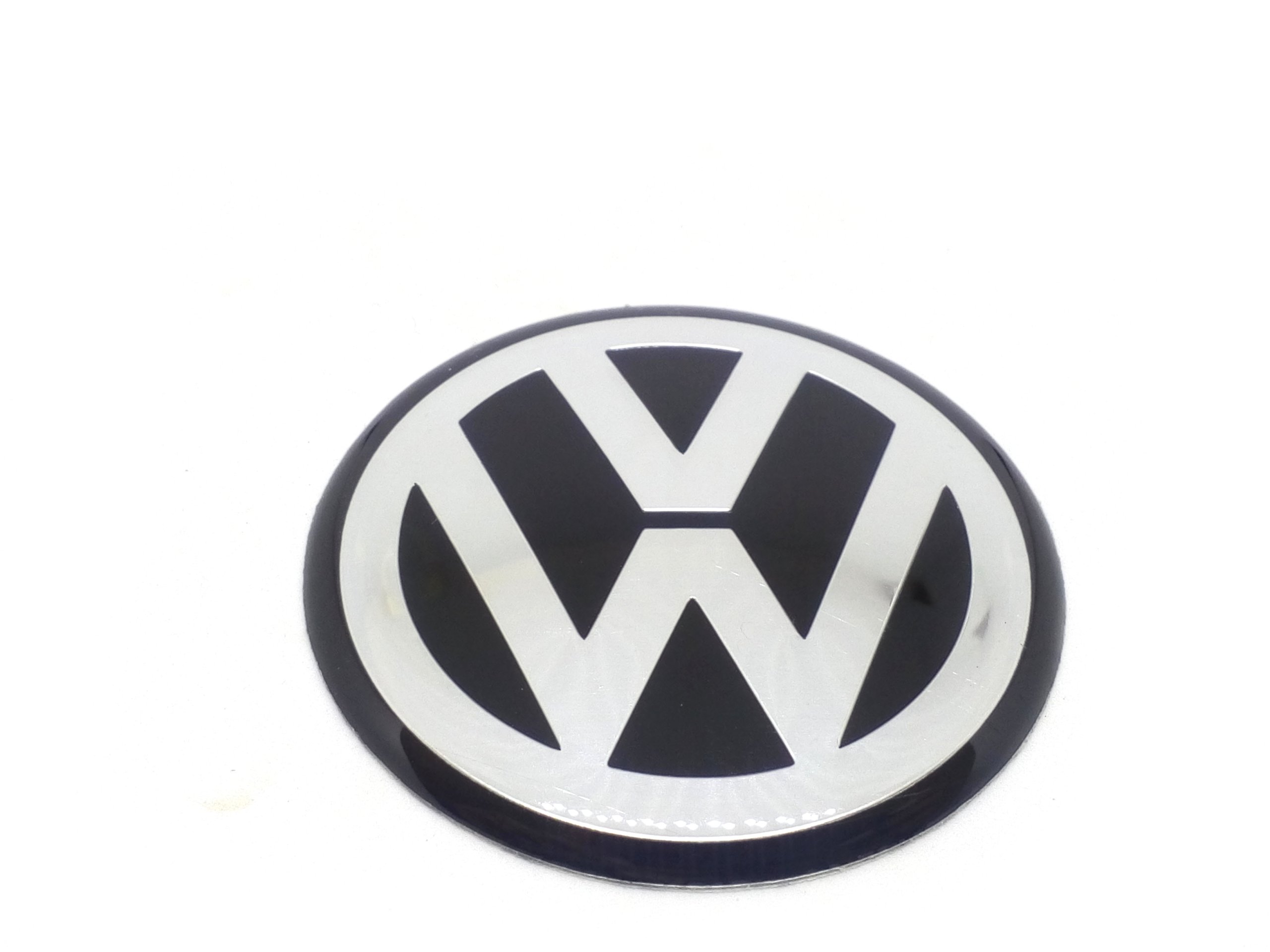 Значок фольксваген купить. VAG эмблема VW 170mm. Значок VW 45мм. Черный значок VW на VW Bora. Эмблема на решетку Фольксваген диаметр 140 мм.
