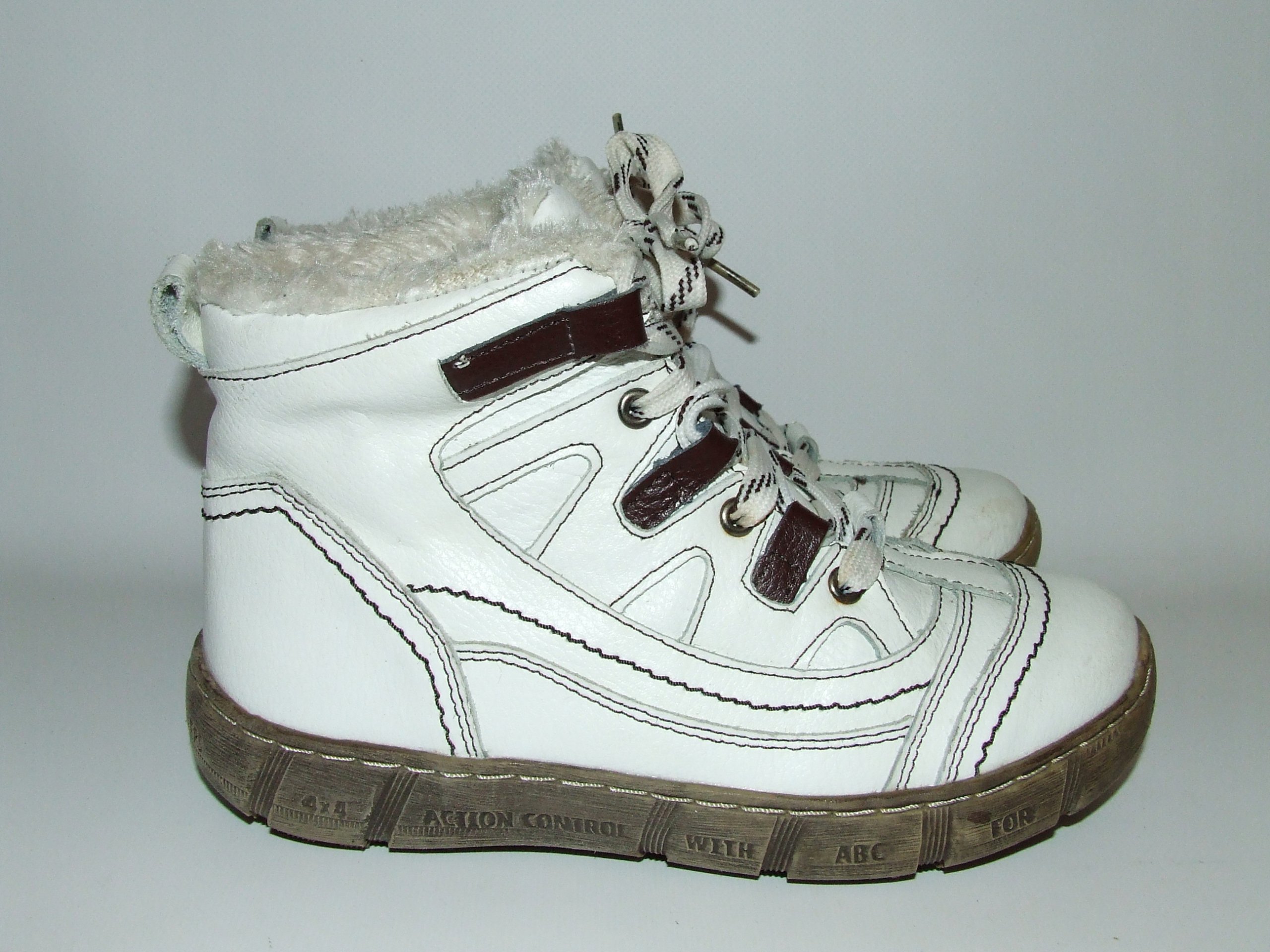 Buty białe zimowe r.37 dł.23,7cm