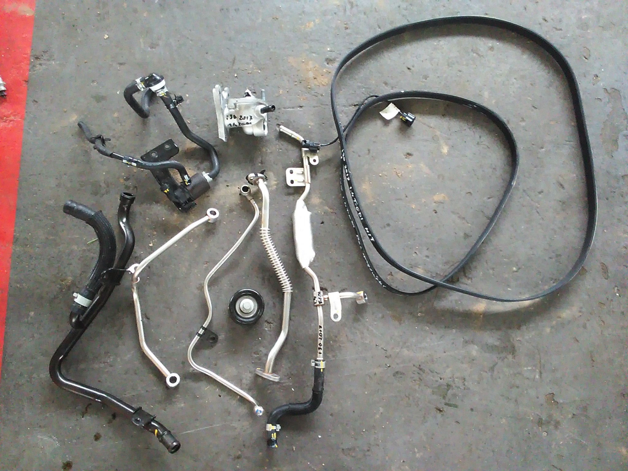 HYUNDAI i30 III 2017 1.4 T-GDI трубка шланг